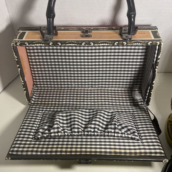 Unique Cigar Box Purse - Picture 4 of 6